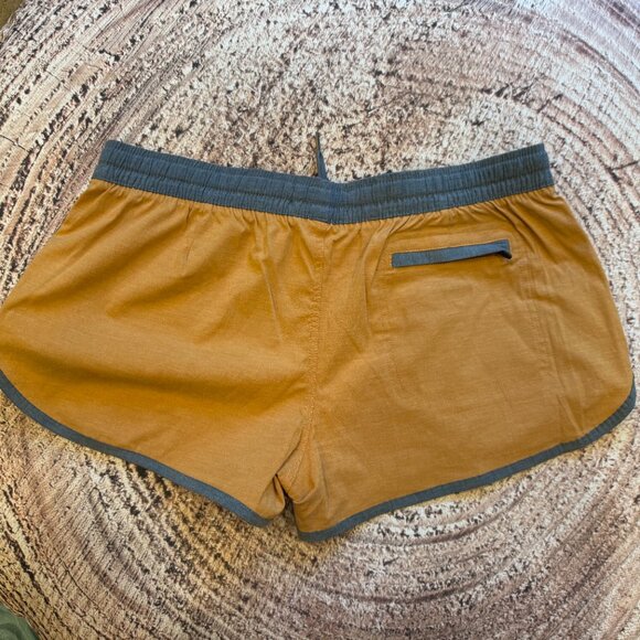 NWOT United By Blue Women’s Orange Board Shorts- Medium - Picture 3 of 3